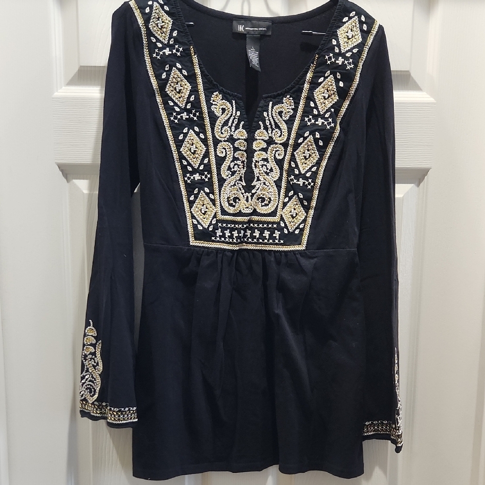 INC International Concepts Black Top with Metallic Detail